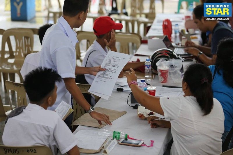 DepEd starts accepting SHS subsidy applications