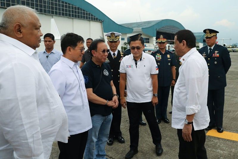 Duterte Rewards 20 Cabinet Officials With Trip Envoy Philstar Com