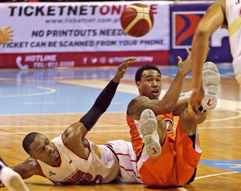 Batang Pier, KaTropa clash for share of lead