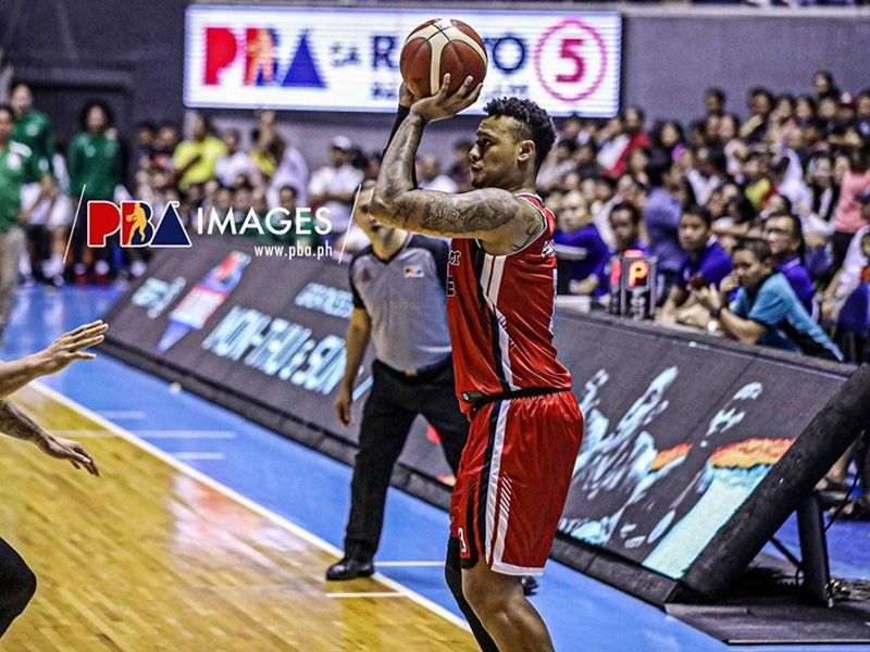 Parks instantly sparks Blackwater, wins weekly plum from PBA scribes