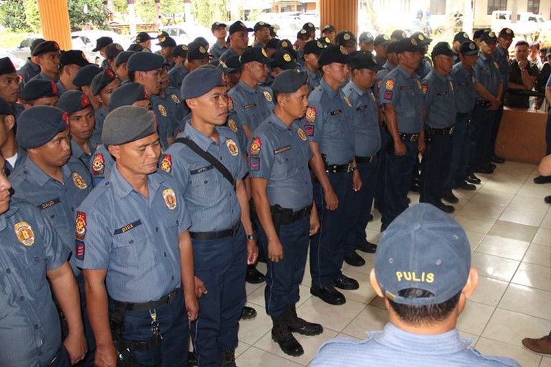 Marawi cops get medals, promotion