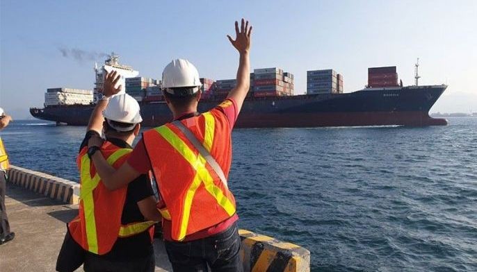 Imported trash sails back to Canada after 6 years
