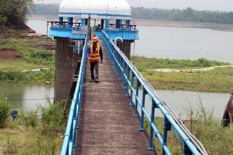 Angat Dam water level drops despite rains