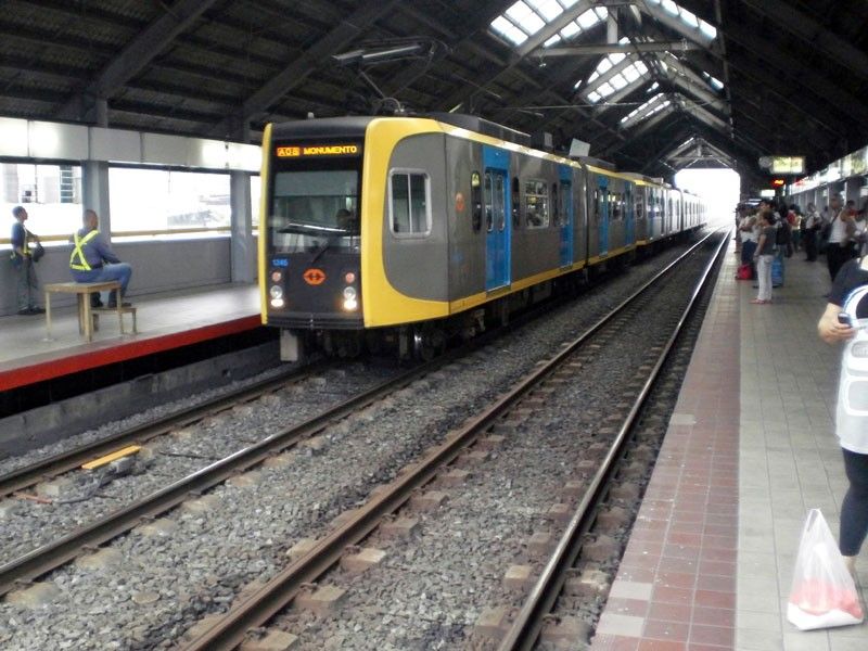 Tren ng LRT-1, nagkaaberya