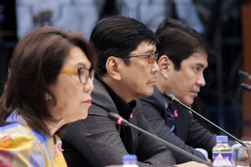 Tulfo brothers tinanggalan ng security escorts