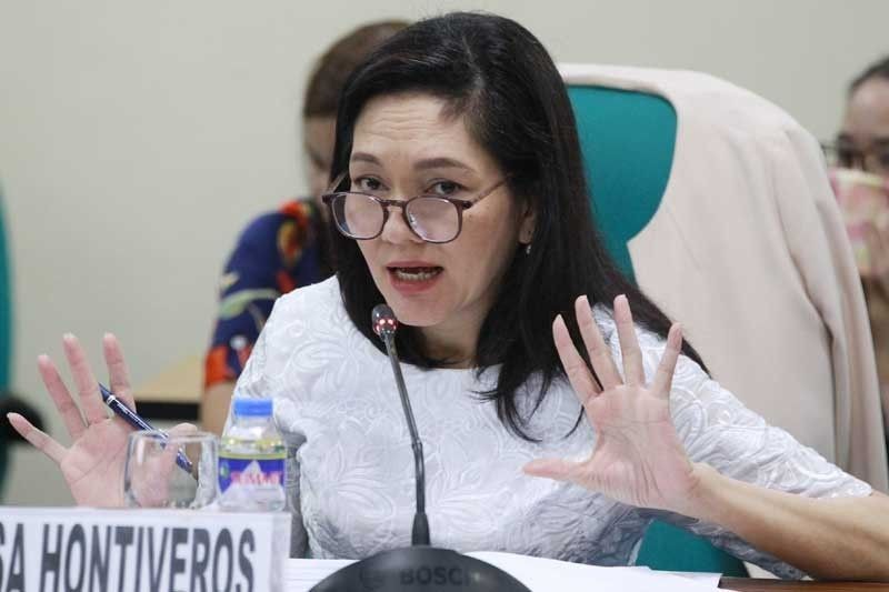 Hontiveros: Senate minority to seek â��issue-basedâ�� alliances with majority bloc