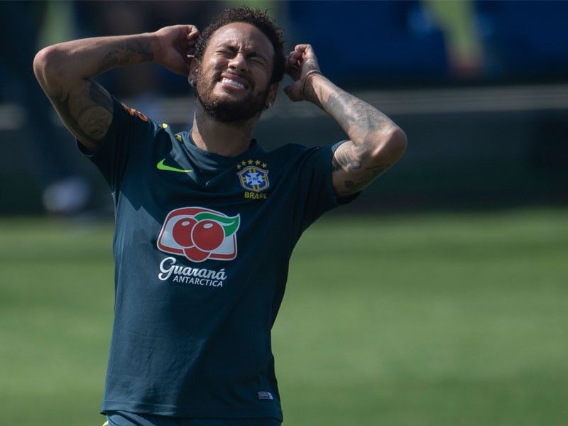 Troubled year of Brazil star Neymar