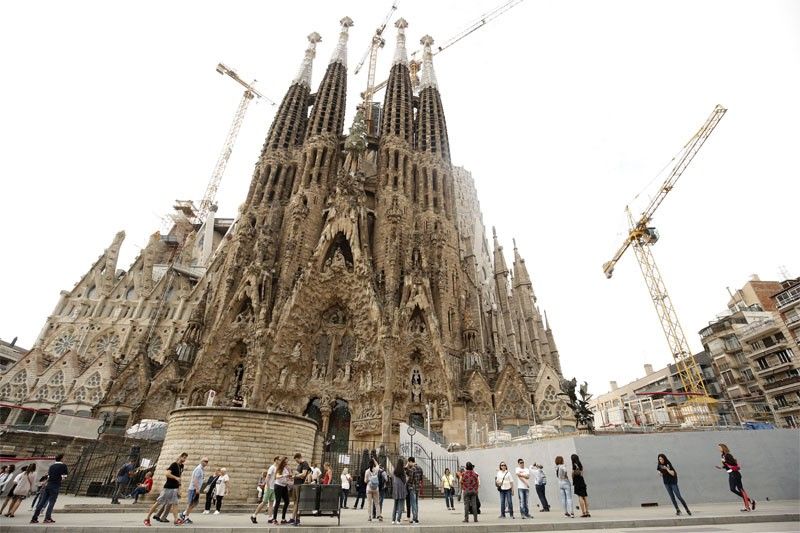 Spain's Sagrada Familia gets building permit... after 137 years