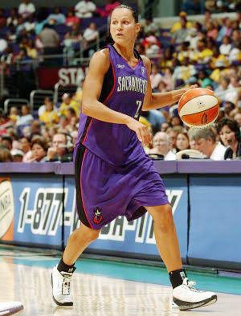 WNBA hall of famer Tich Penicheiro got balls