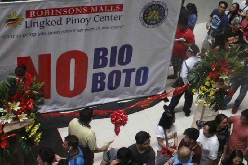 Comelec: Voters prefer mall registration