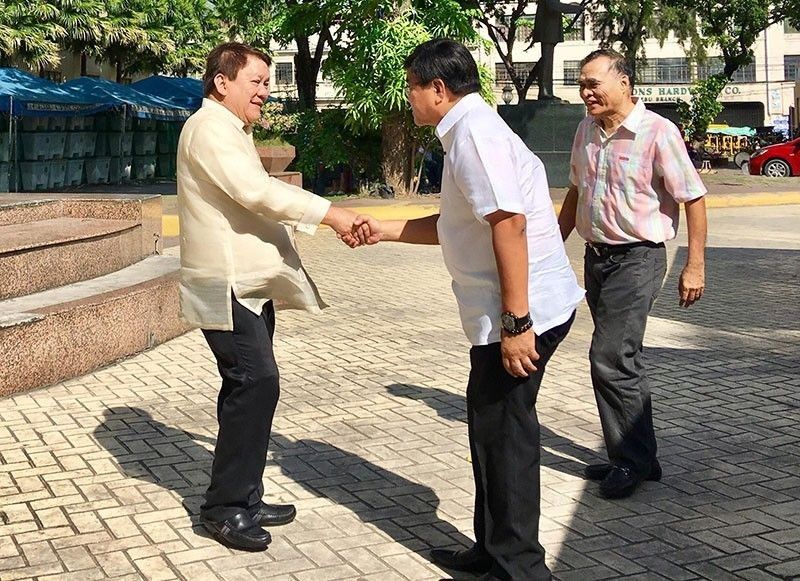 Mayor OsmeÃ±a, Labella show mutual respect