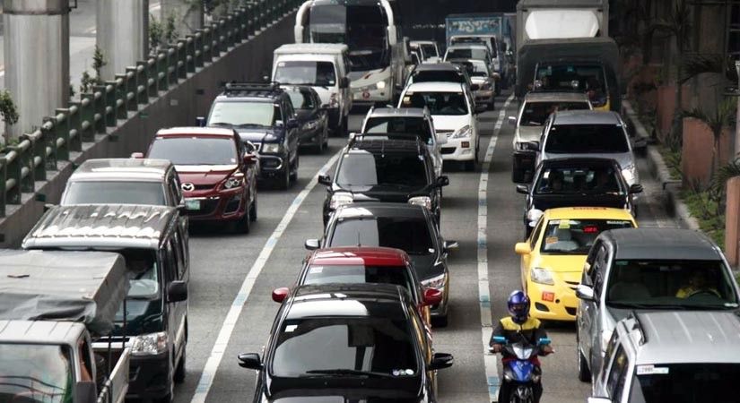 MMDA eyes ban on driver-only cars anew