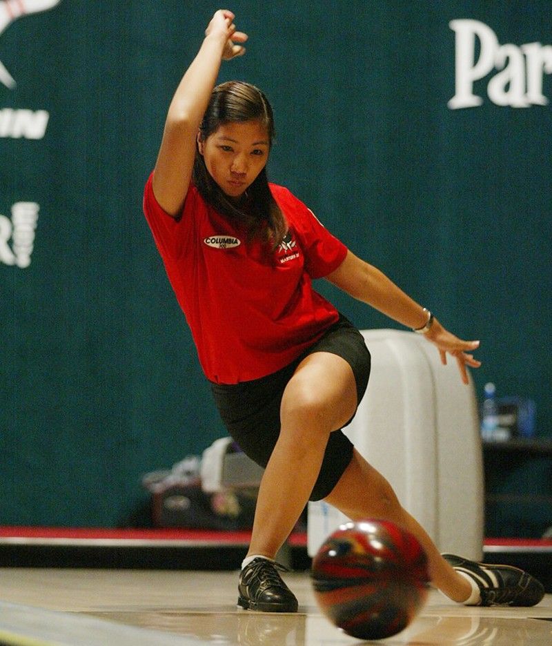 Liza Del Rosario boosts title hopes in Philippine Open bowling