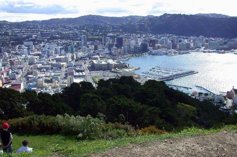 New Zealand cancels tsunami alert after powerful quake