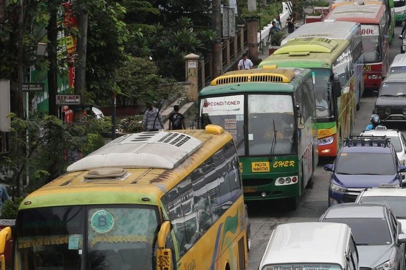 MMDA ready to enforce EDSA bus ban