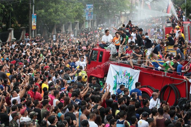 WATCH: San Juan City celebrates â��Wattah Wattahâ�� festival amid water crisis