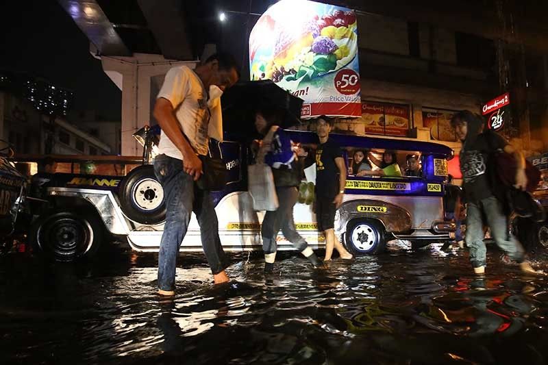 Monsoon rains to soak parts of Luzon, Visayas after â��Dodongâ�� exit