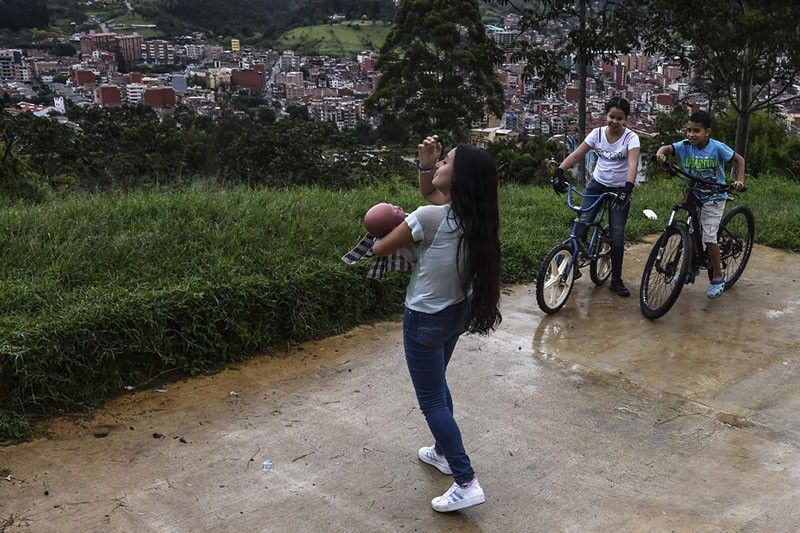 Robot babies tackling teenage pregnancies in Colombia