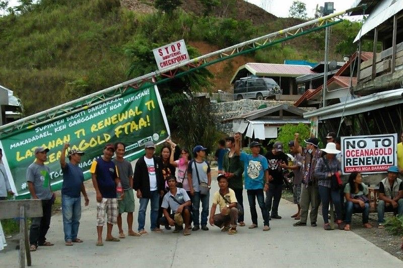 Mga residente nagbarikada vs OceanaGold mines sa Nueva Vizcaya
