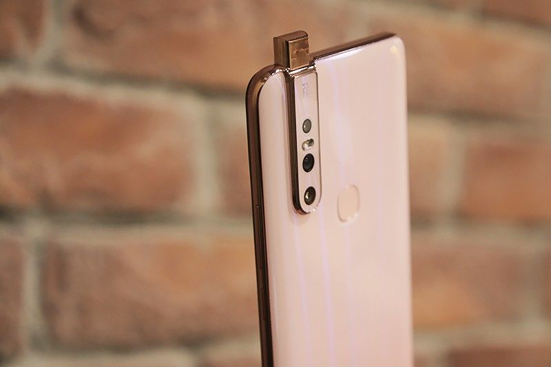REVIEW: This pink Vivo V15 is blushing with benefits