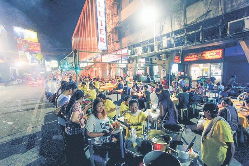 City wants to meet night market vendors