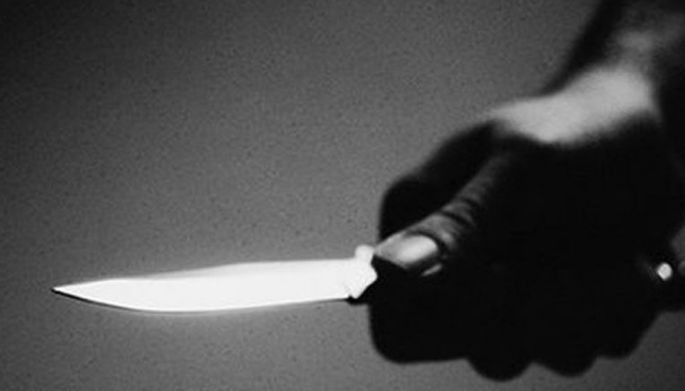 Teen helps another teen in rumble, stabbed instead
