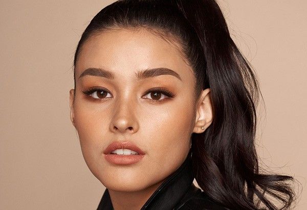 Liza Soberano shares photos of injured finger after surgeryÂ 