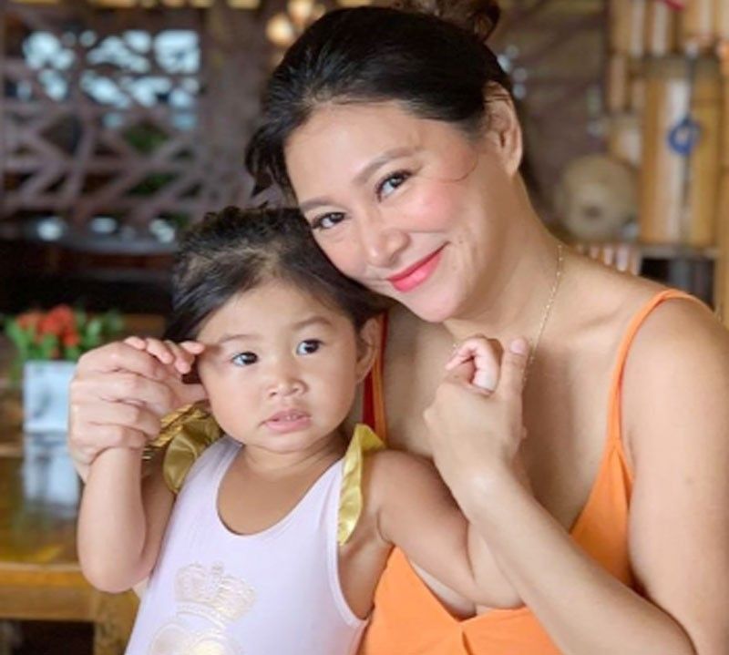 Rufa Mae bitbit ang anak sa mga show abroad