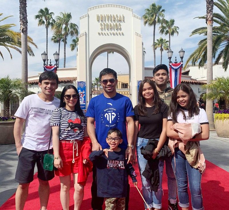 Pacquiao enjoys family day at Universal Studios