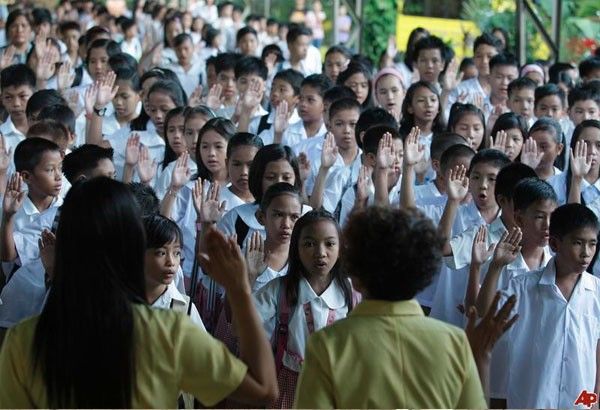 P30K basic salary ng Elem.,  HS teachers sa public, itinulak