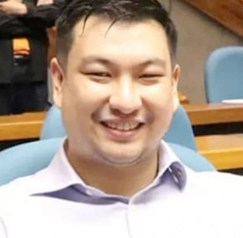 Party-list lawmaker faces  probe for punching waiter