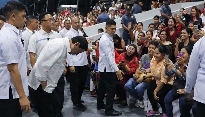 Illegal recruiters next target ni Digong