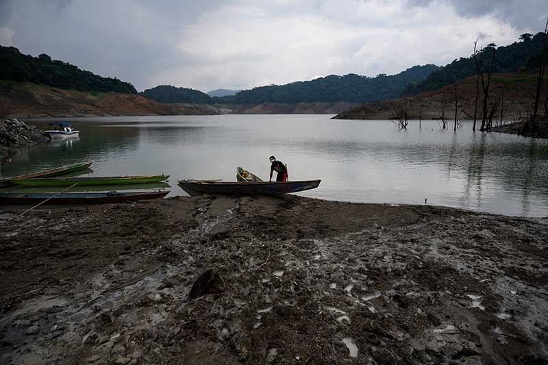 Angat water level keeps dropping despite Falconâ��s rains