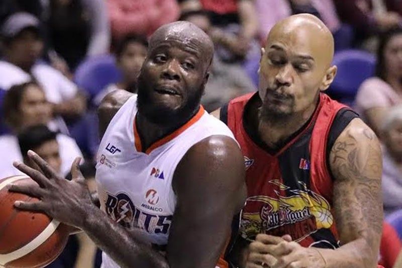 Meralco, Alaska magpe-playoff