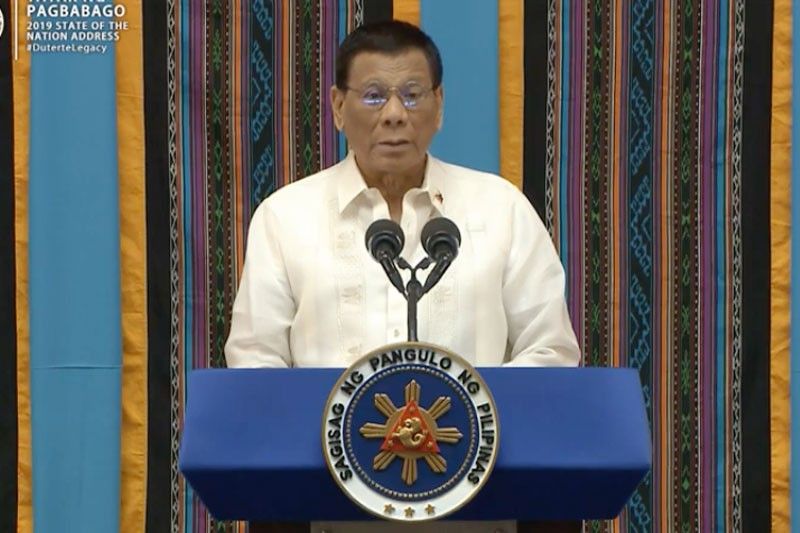 Stock investors on sidelines as Duterte delivers 4th SONA