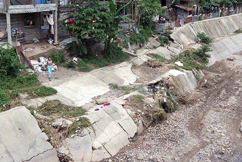 Residents hit substandard DPWH project in Olongapo