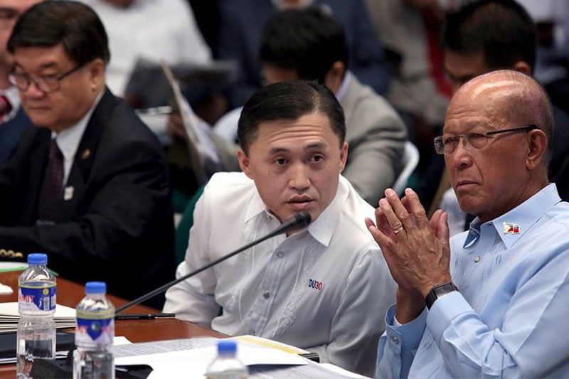 Duterte confirming Go's ties to frigate deal an admission of plunder â�� Trillanes