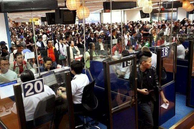 Immigration reviewing 'visa upon arrival' scheme amid influx of Chinese nationals