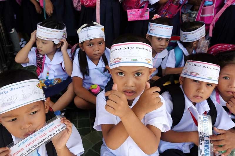 Duterte signs law on eye screening for kindergarten students