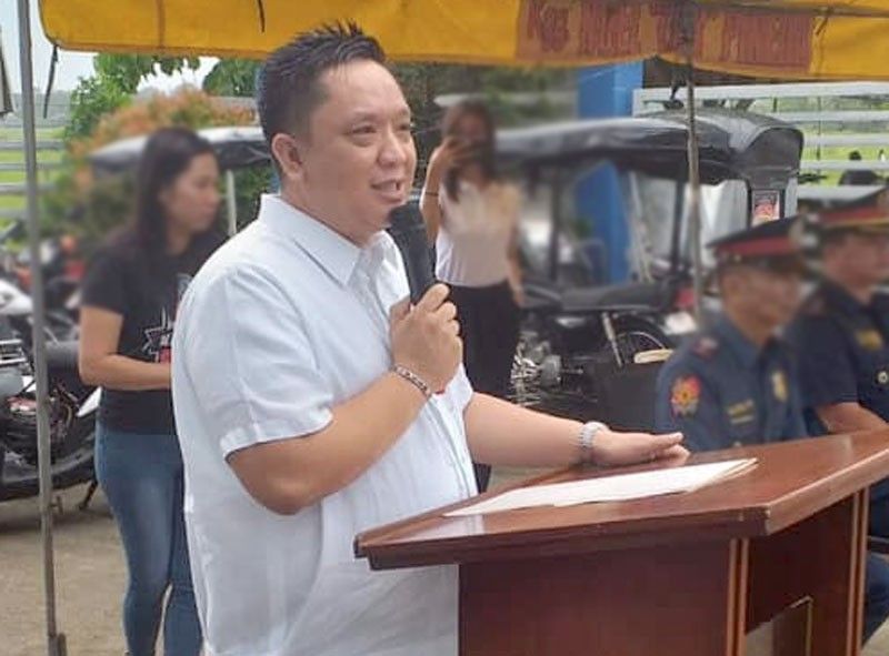 11 sasakyan ng Bulacan vice mayor nasunog