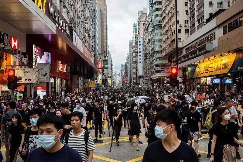 Pinoy sa HK inaresto sa suot na itim na t-shirt