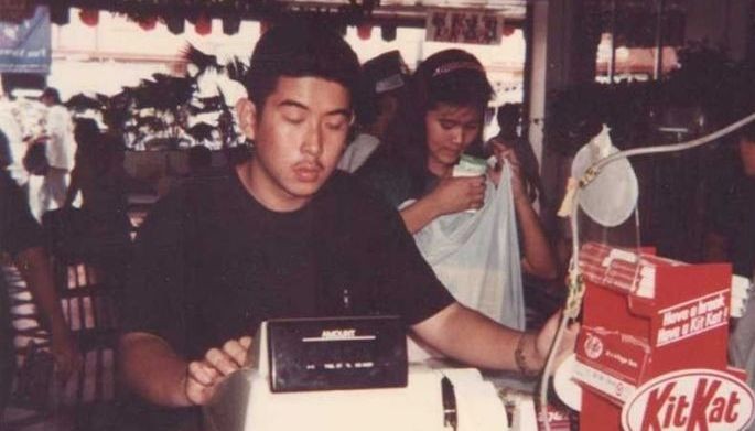 Injap Sia goes full circle, ventures back into retail