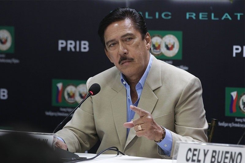 Sotto says banning parking on Metro Manila streets will decongest EDSA