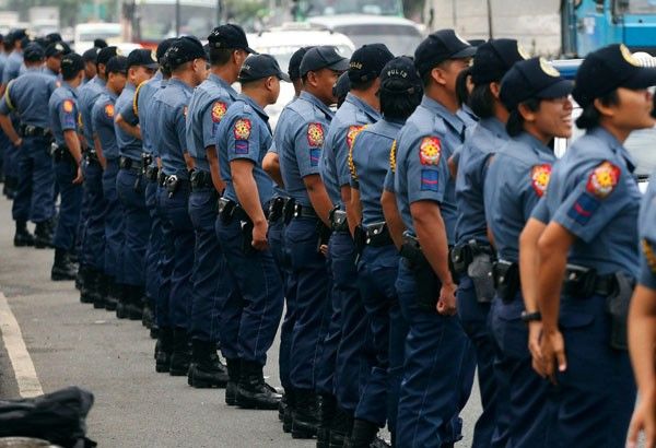 DILG warns cops vs accepting gifts