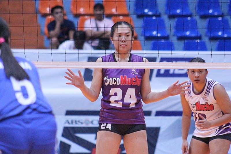 Manilla Santos-Ng makes triumphant return to volleyball