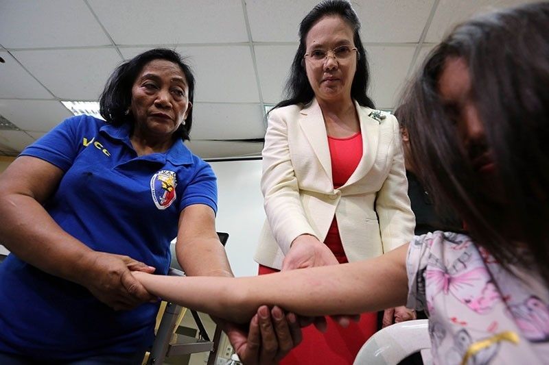 Ombudsman investigates Acosta, Erfe over corruption, Dengvaxia