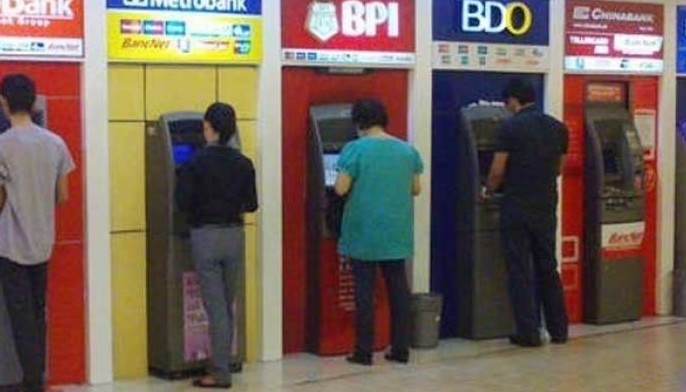 Senado at House iimbestigahan ang mga bangko sa pagpataw ng mataas na charges sa atm transactions