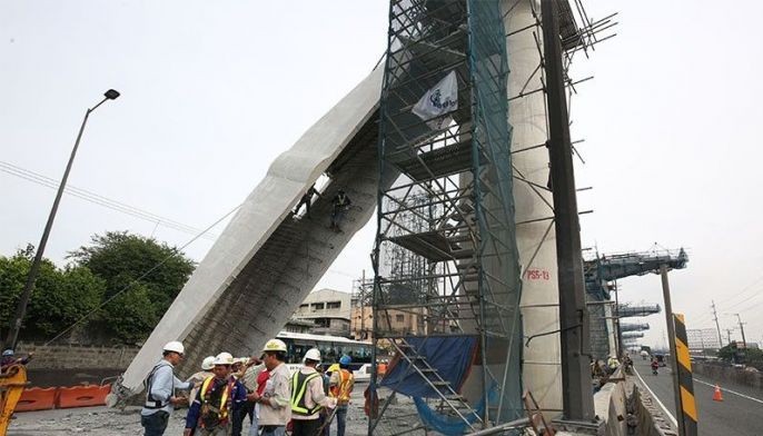 Lifting procedures for Skyway Stage 3 project to be reviewed after coping beam collapse