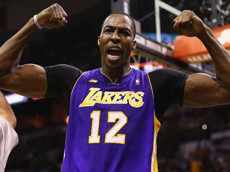 Lakers eye Dwight Howard, Joakim Noah as replacement for injured Cousins