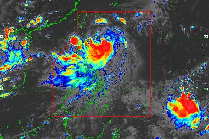 Signal No. 2 itinaas sa dalawang lugar, 'Ineng' lalabas bukas